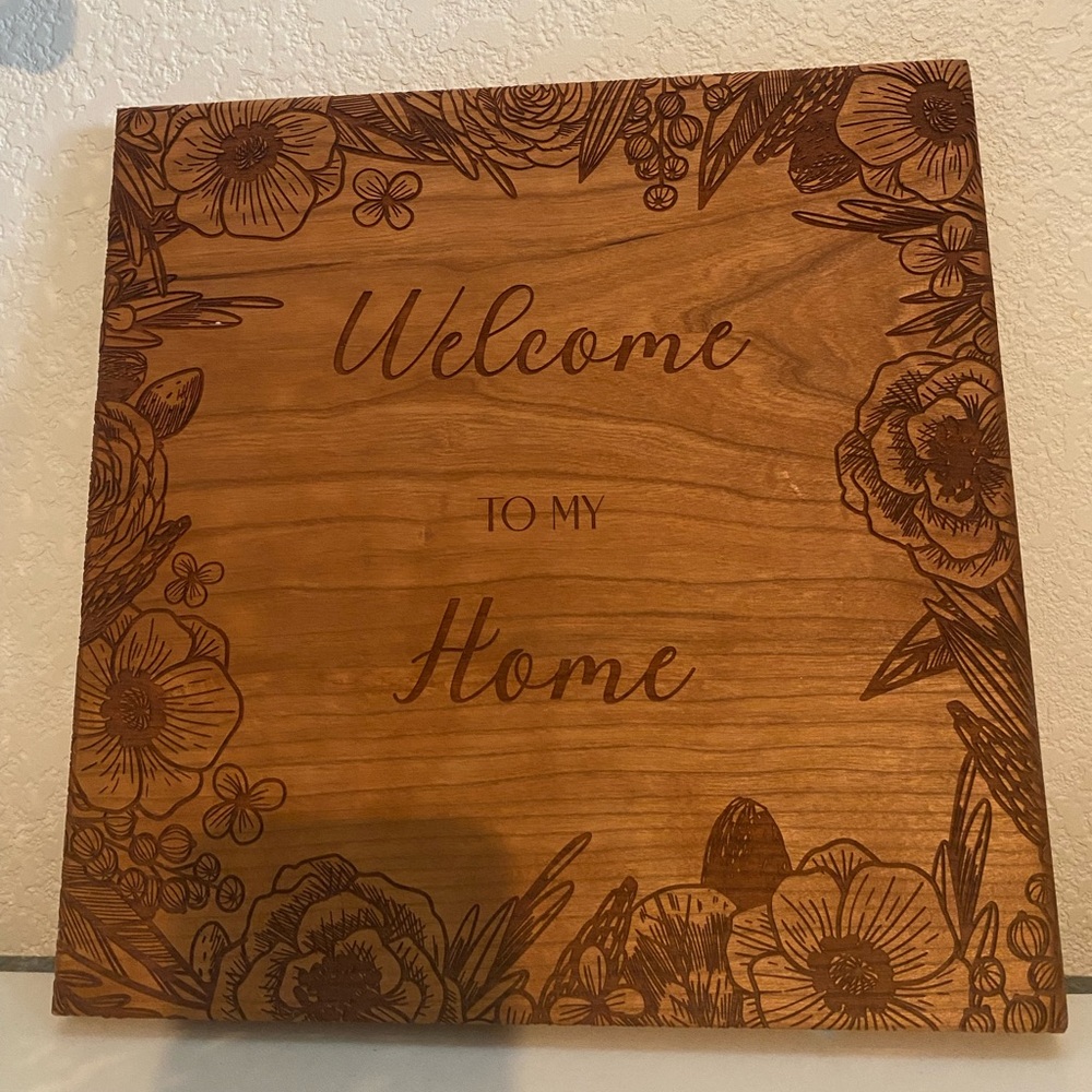 Welcome sign made with chestnut wood